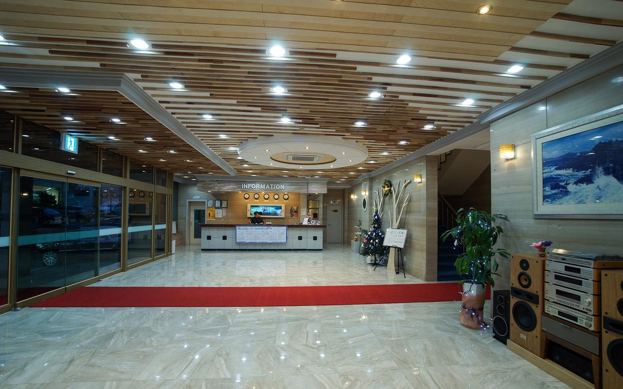 Hotel Raum Jeju Extérieur photo