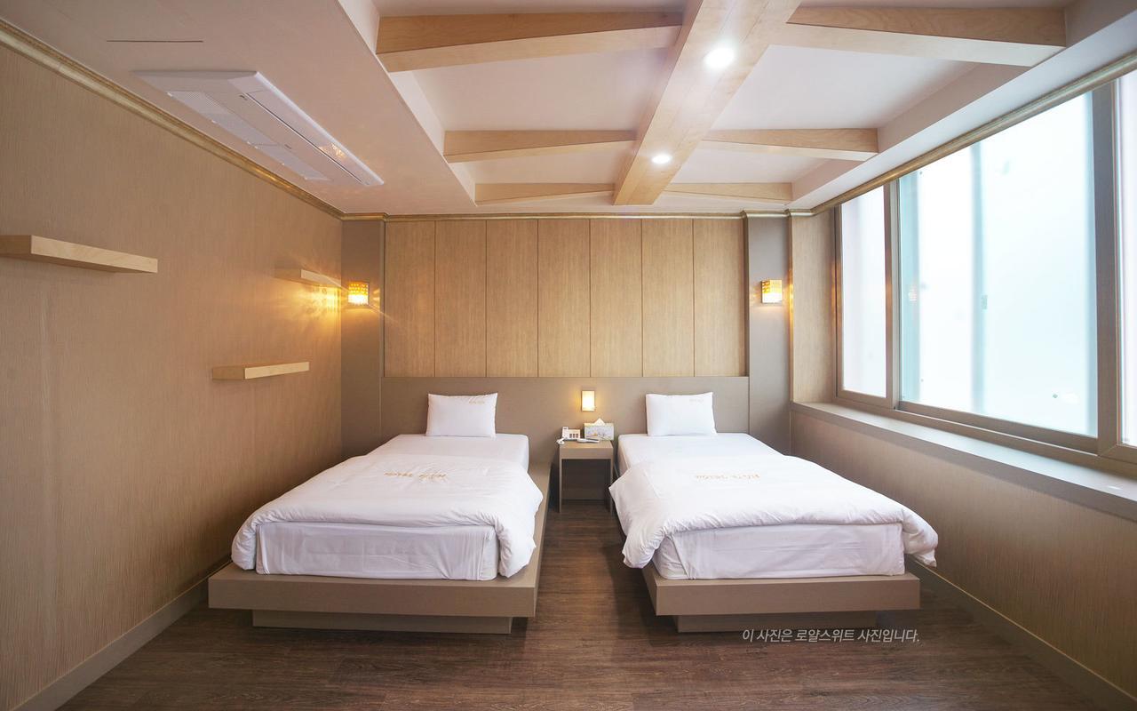 Hotel Raum Jeju Extérieur photo