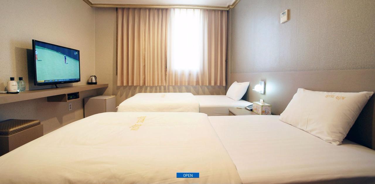Hotel Raum Jeju Extérieur photo